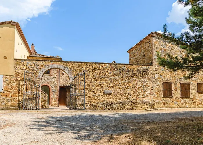 Podere Lo Smiraglio - La Loggetta トレクアンダ