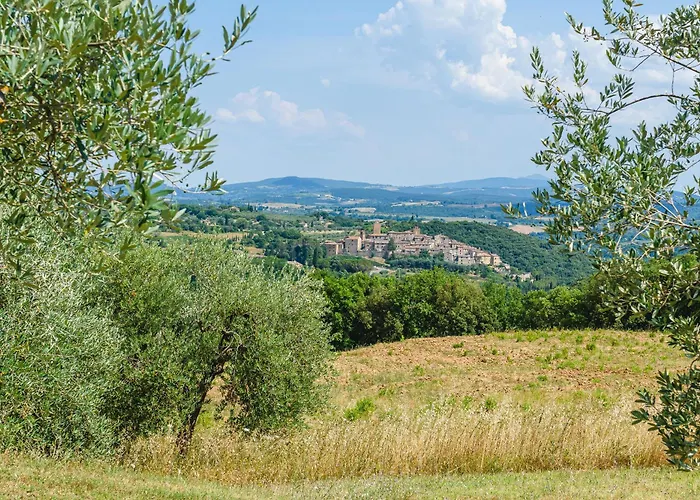 Podere Lo Smiraglio - La Loggetta アパート *